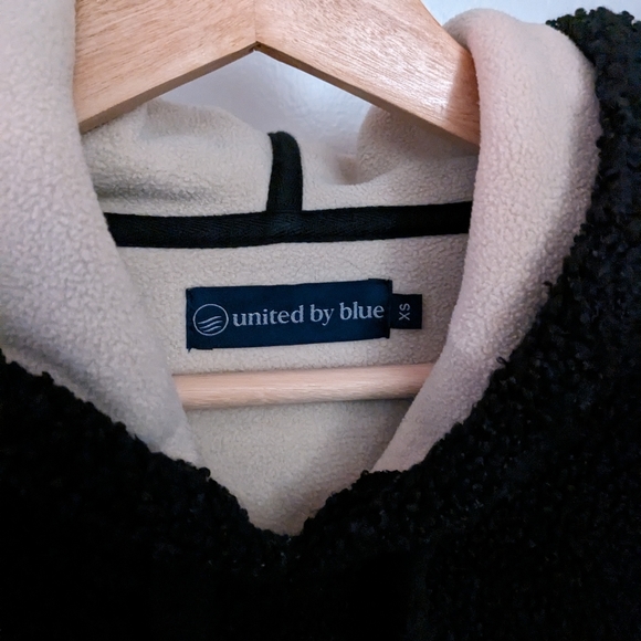United By Blue- black sherpa hoodie - Picture 4 of 5